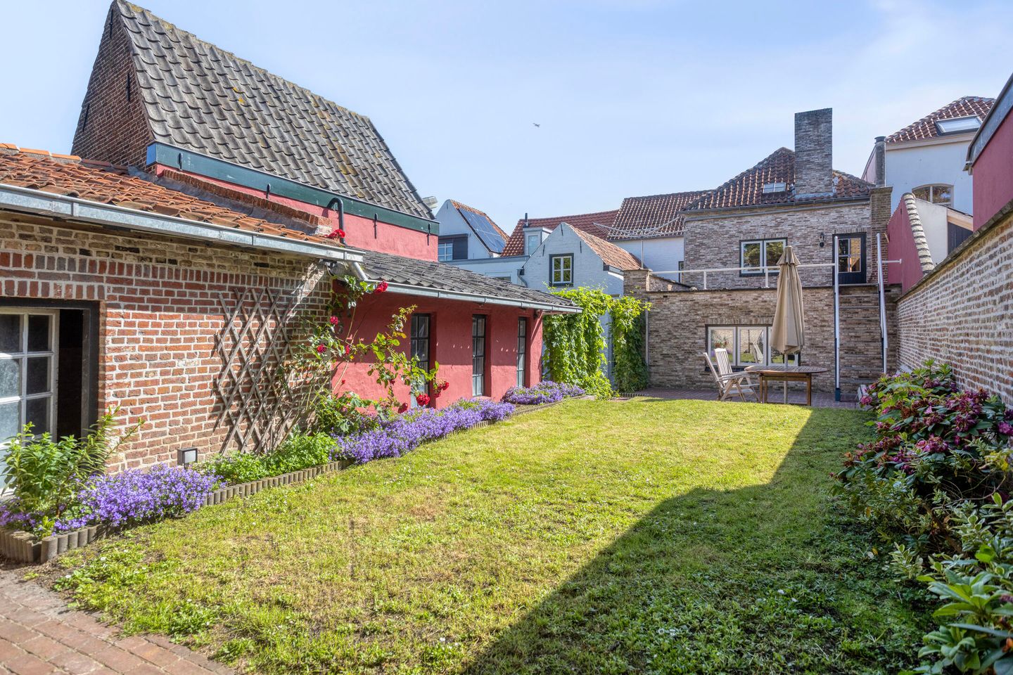 Historic Monumental Ensemble with Former Shop and Workshop in Bergen op Zoom Center — 44