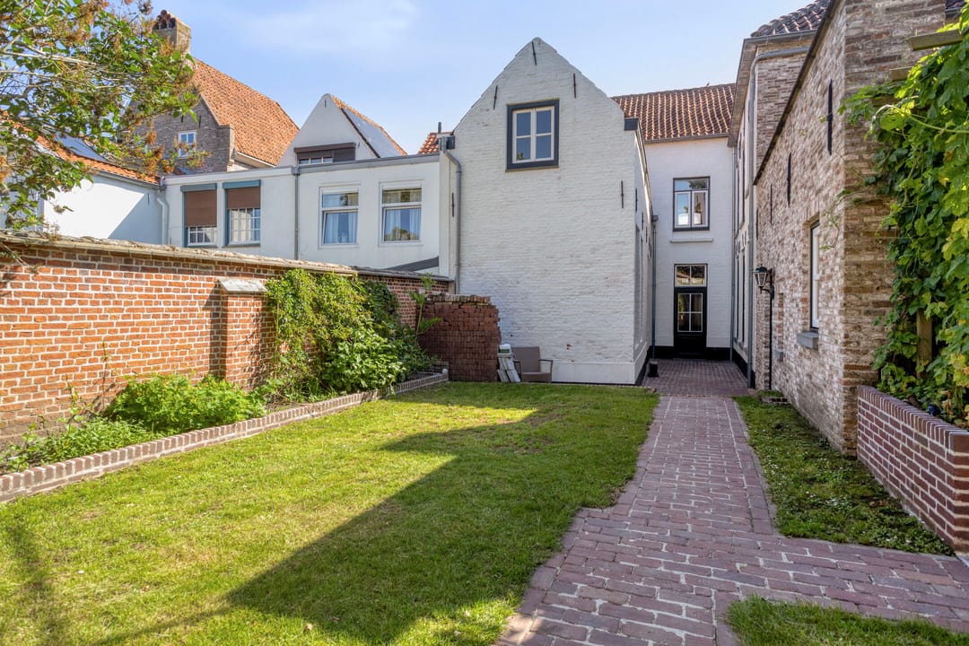 Historic Monumental Ensemble with Former Shop and Workshop in Bergen op Zoom Center — 41