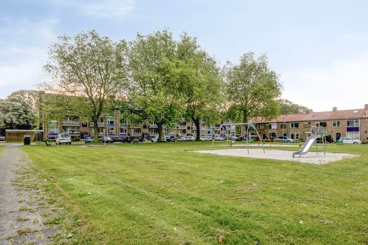 Photo 2 of Duizendschoonstraat 29