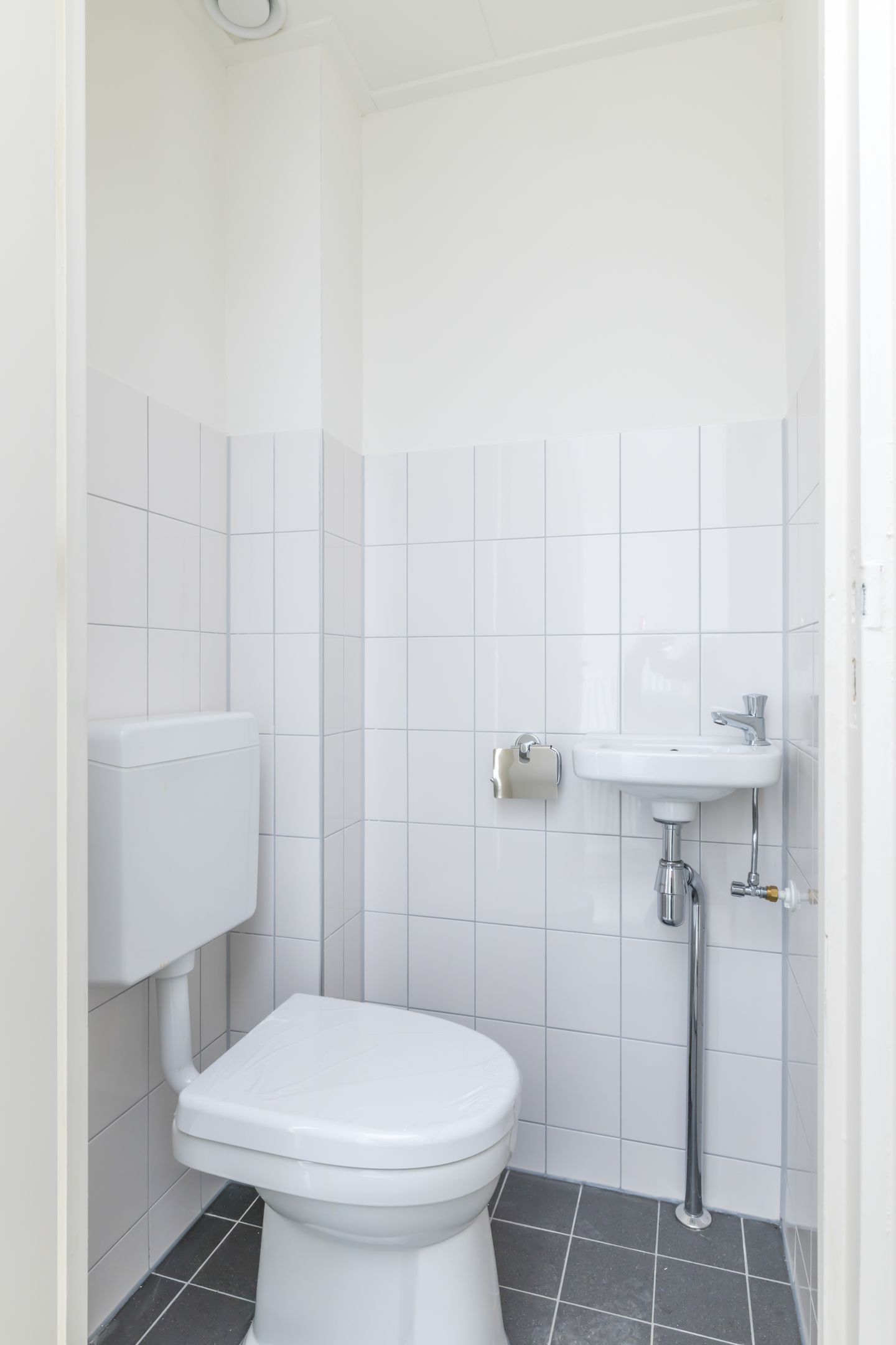Photo 4 of Irenestraat 18