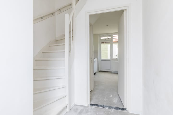 Photo 2 of Irenestraat 18