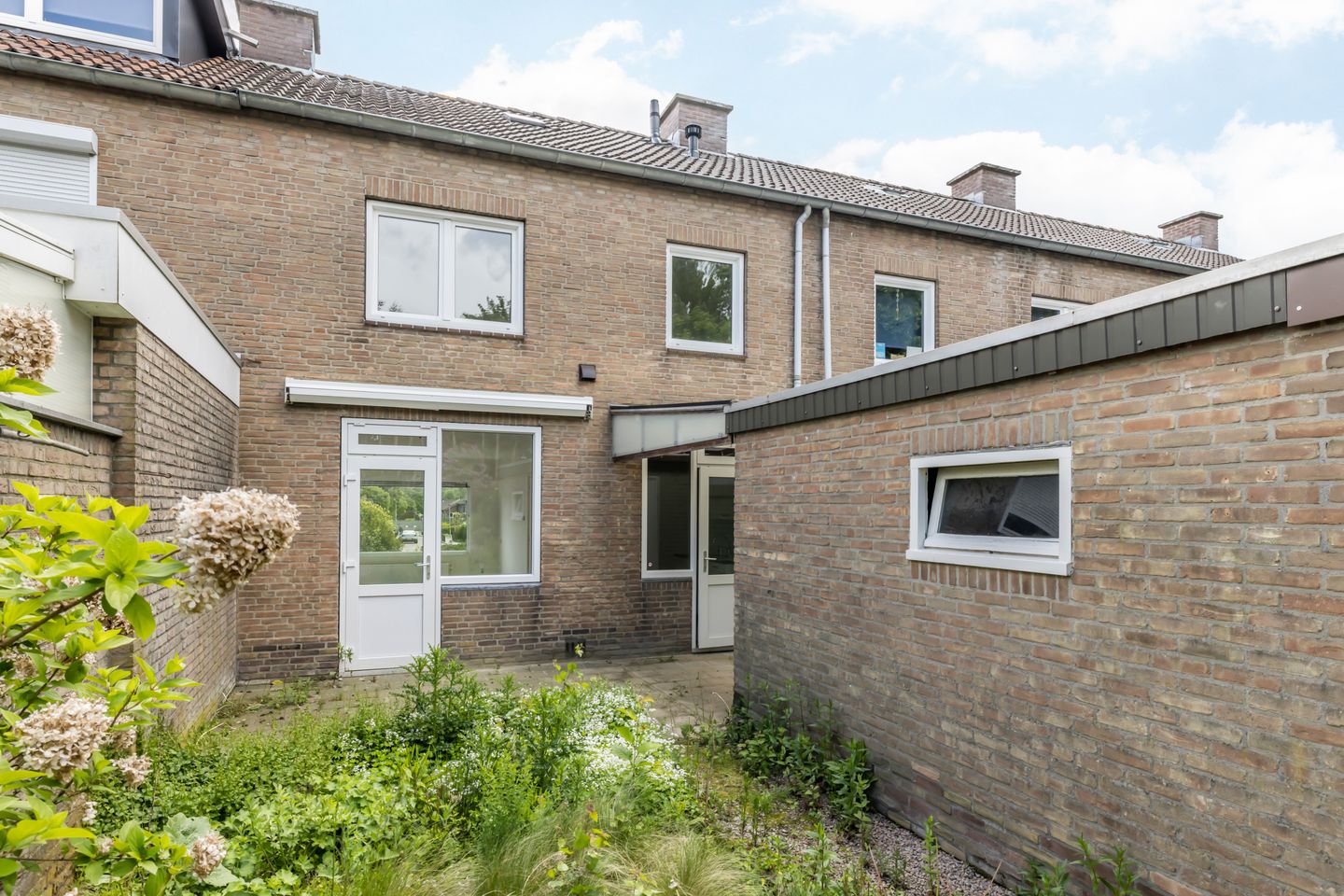 Photo 19 of Irenestraat 18