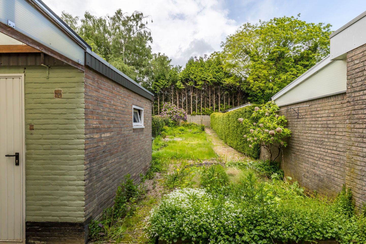 Photo 20 of Irenestraat 18