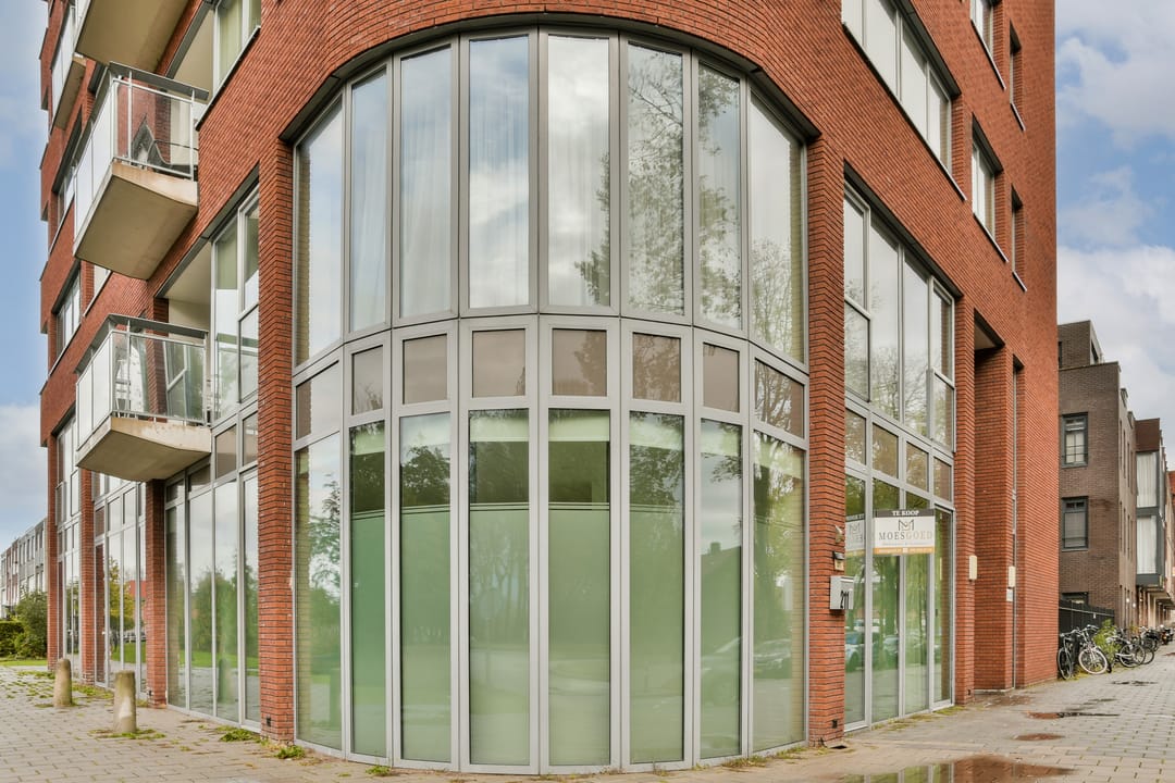 Photo 23 of Troelstralaan 211