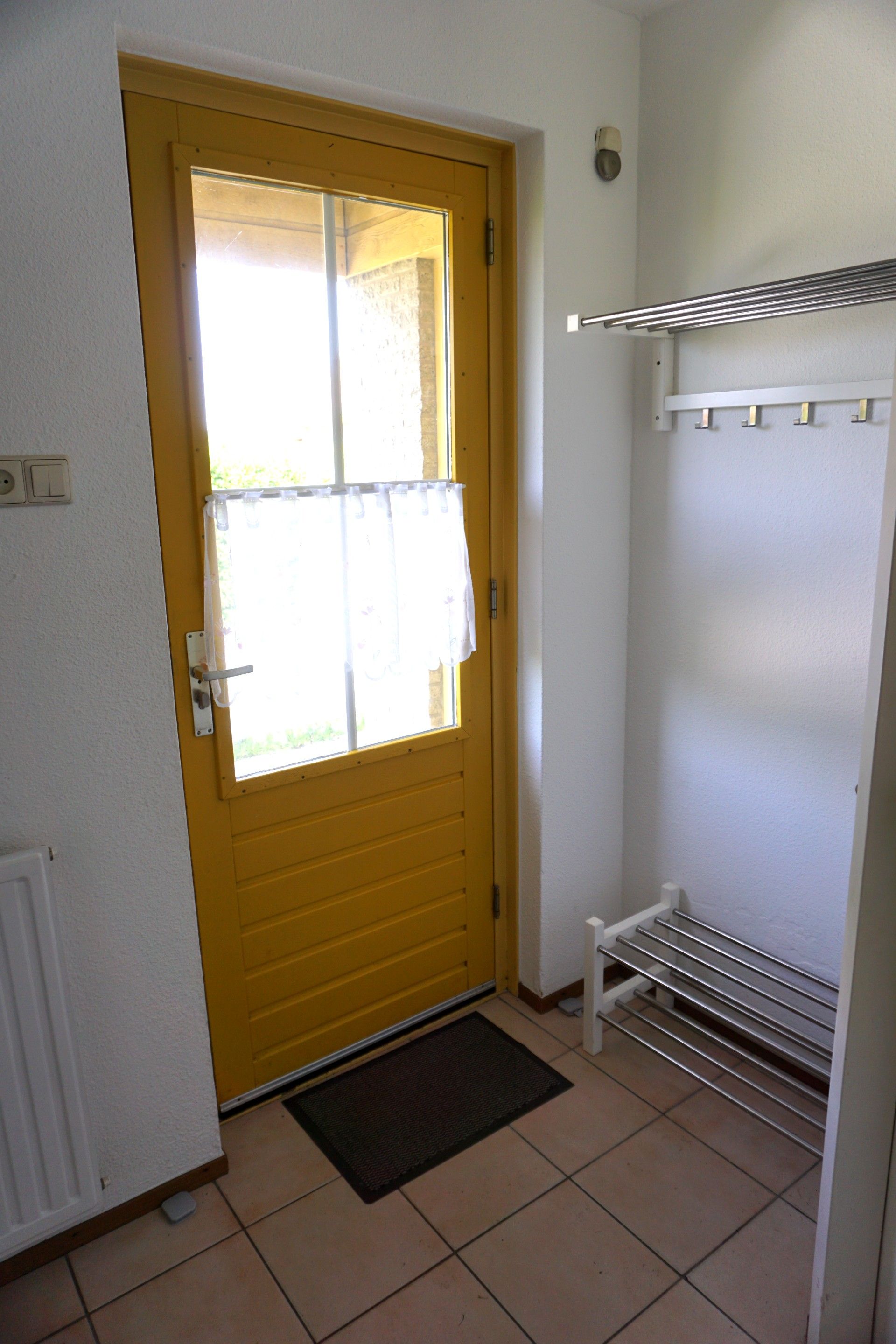 3-bedroom freehold villa in Julianadorp — photo 3 of 5