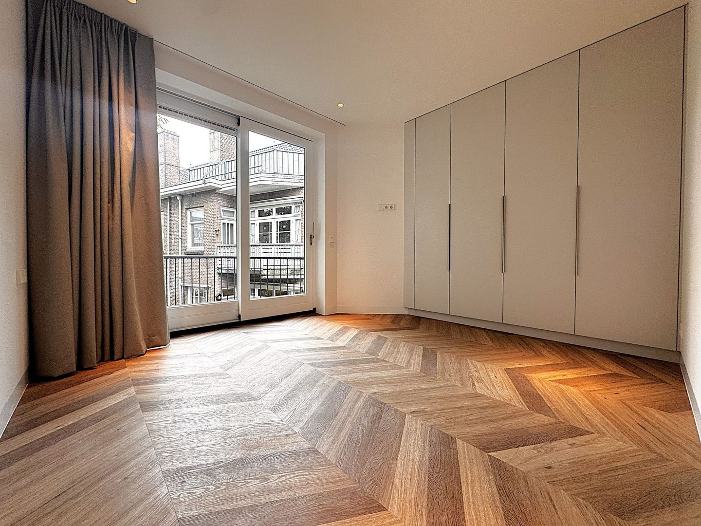 Photo 5 of Beethovenstraat 8-B