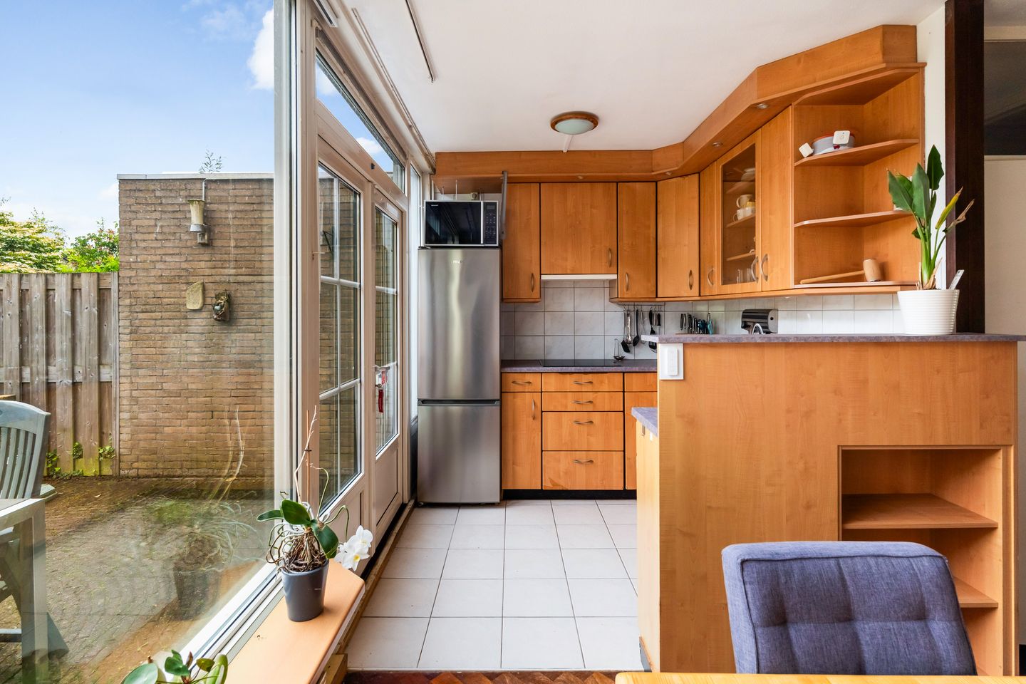 Spacious Family Home with Deep Garden Near Westerpark — 14