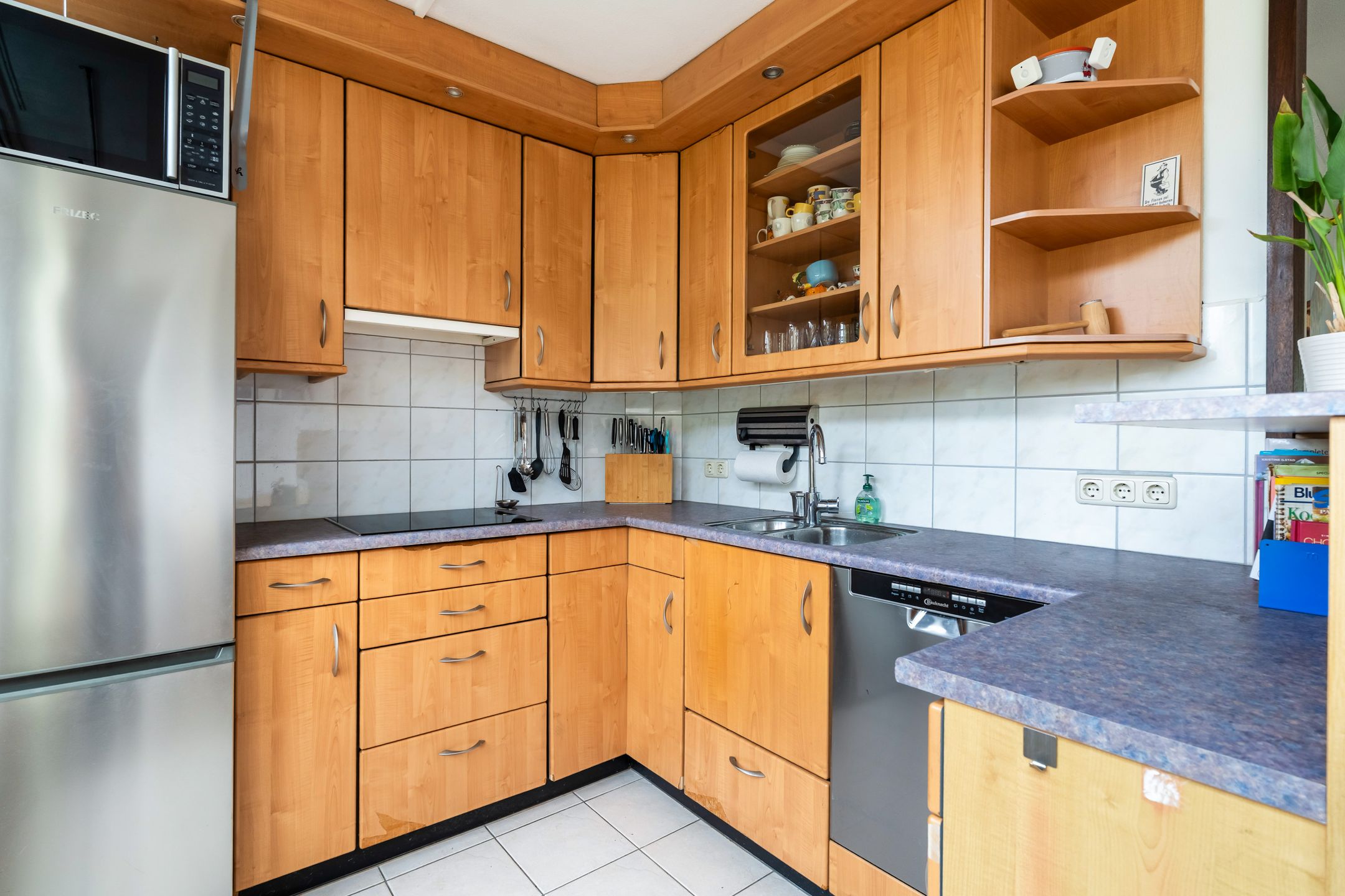 Spacious Family Home with Deep Garden Near Westerpark — 15