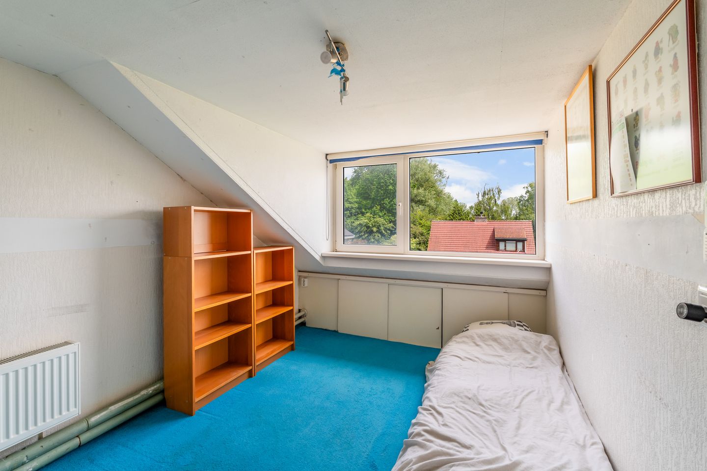 Spacious Family Home with Deep Garden Near Westerpark — 35
