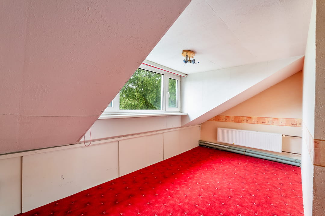 Spacious Family Home with Deep Garden Near Westerpark — 32