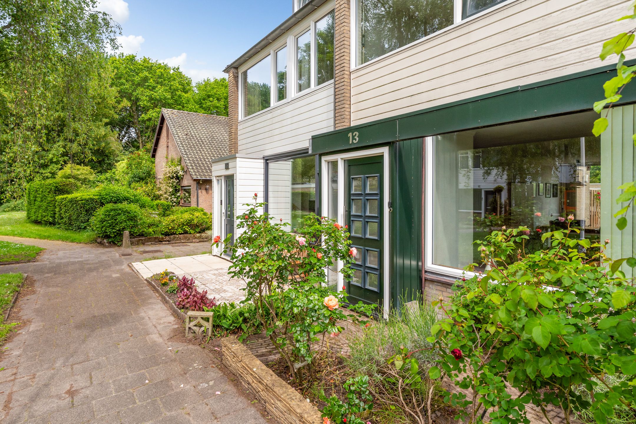Spacious Family Home with Deep Garden Near Westerpark — 48