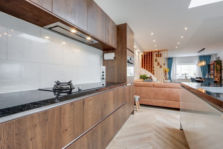 Tussenwoning te koop: Söderblomstraat 262, Hoofddorp