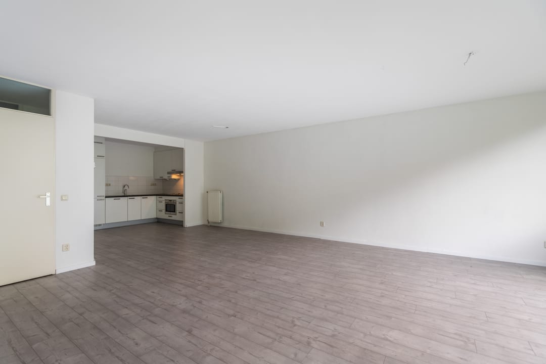 Spacious Apartment with Balcony and Private Parking in Central Weert — 17