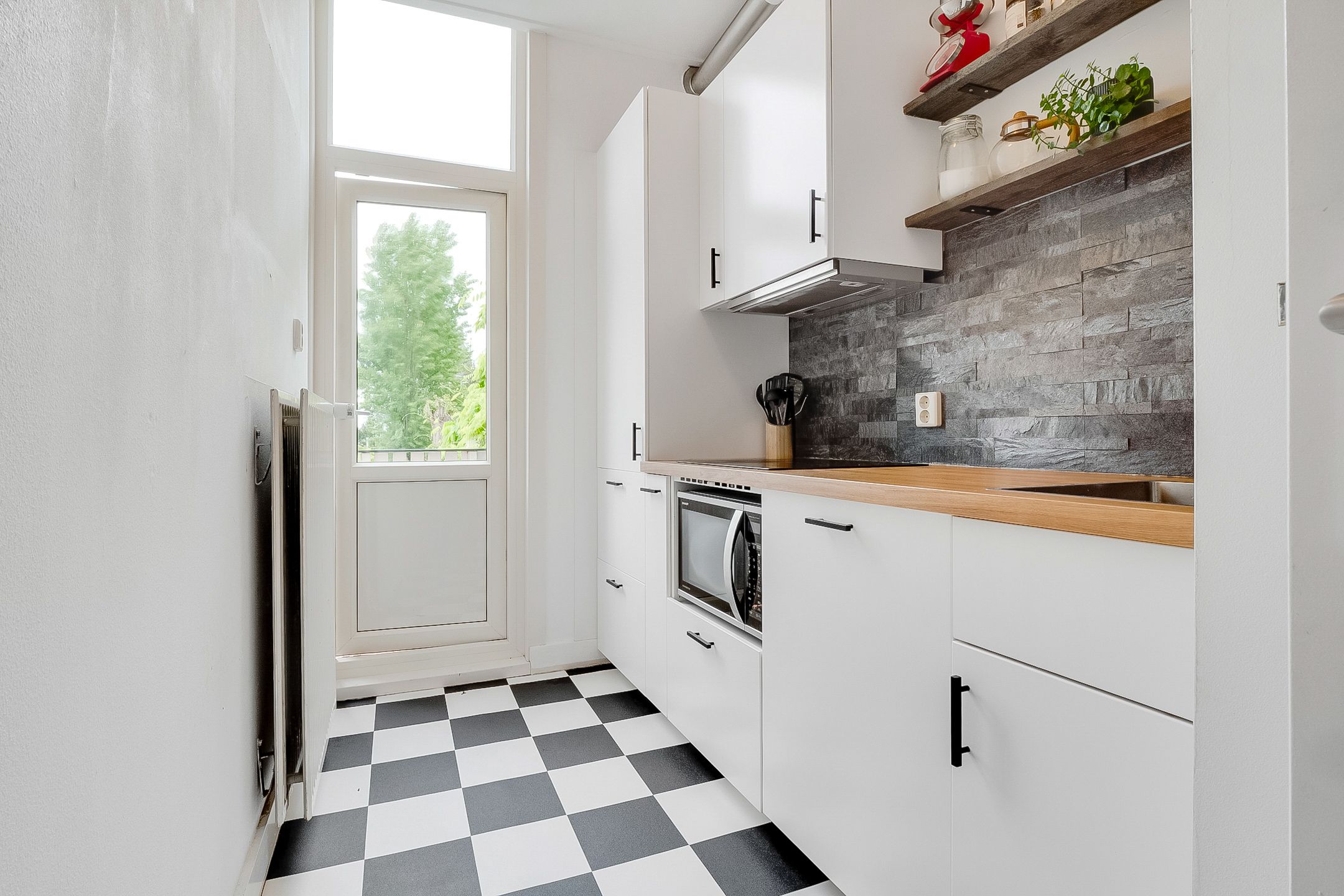 Photo 12 of Bosboomstraat 6-BS