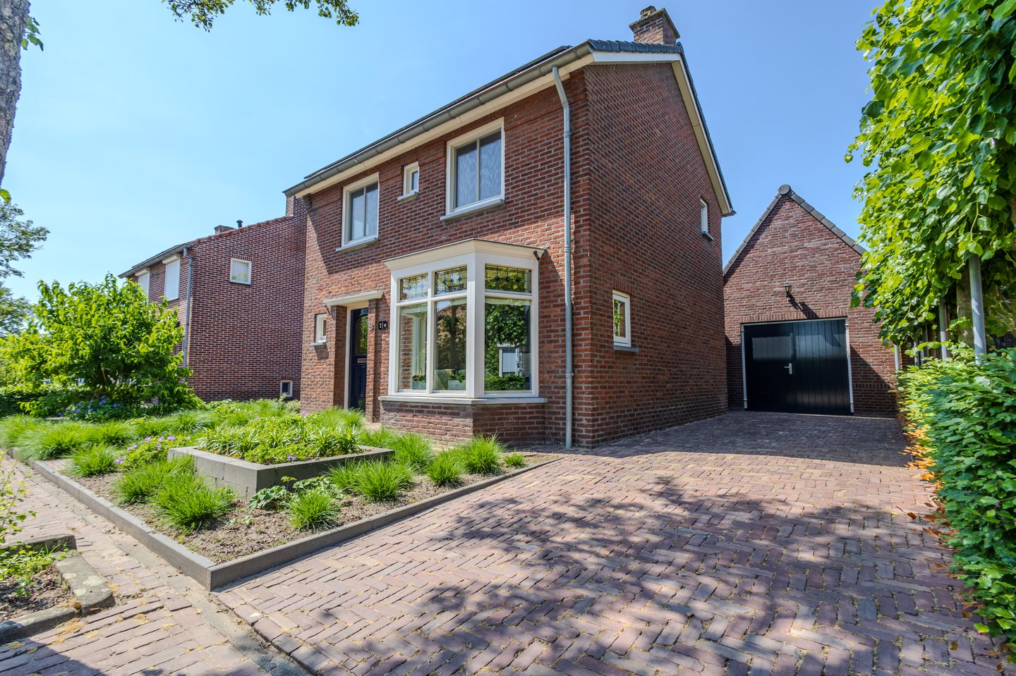 Foto 44 van Merodelaan 9
