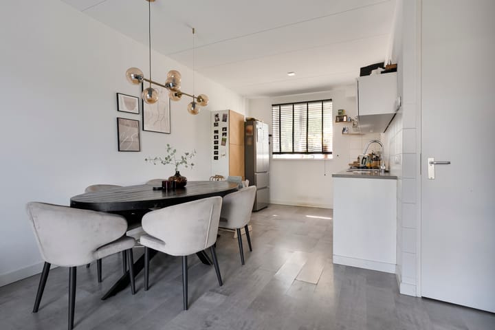 Tussenwoning te koop: Irisstraat 57, Losser