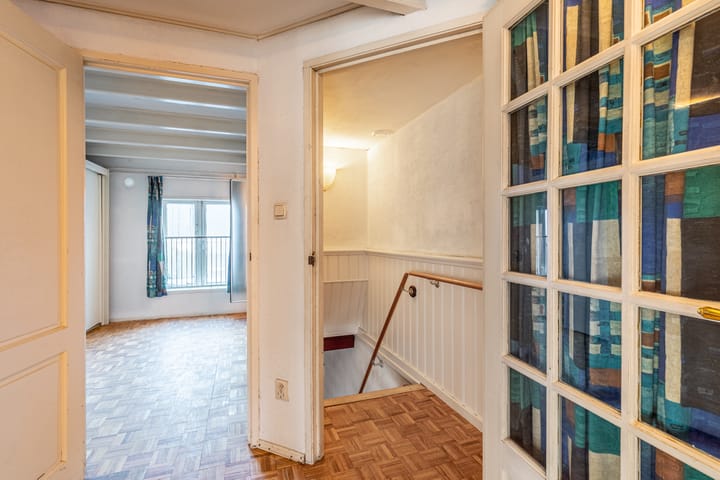 Tussenwoning te koop: Nieuwstraat 115, Weesp