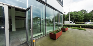 View 360° photos