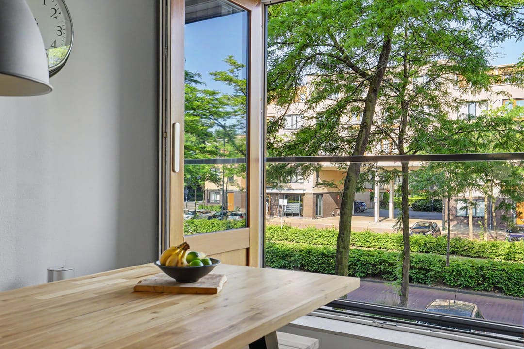 Photo 22 of Avenue Carré 182