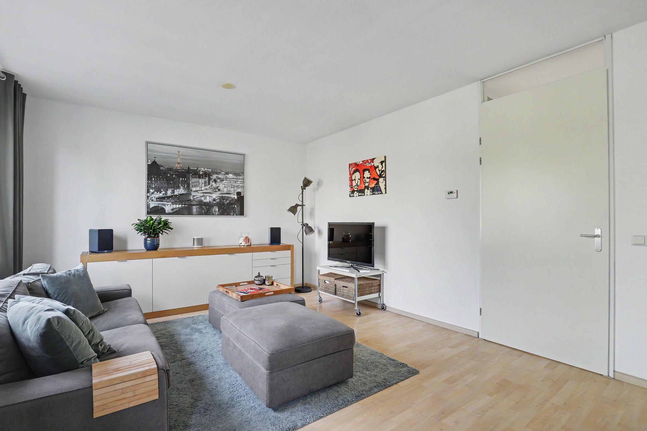Photo 18 of Avenue Carré 182