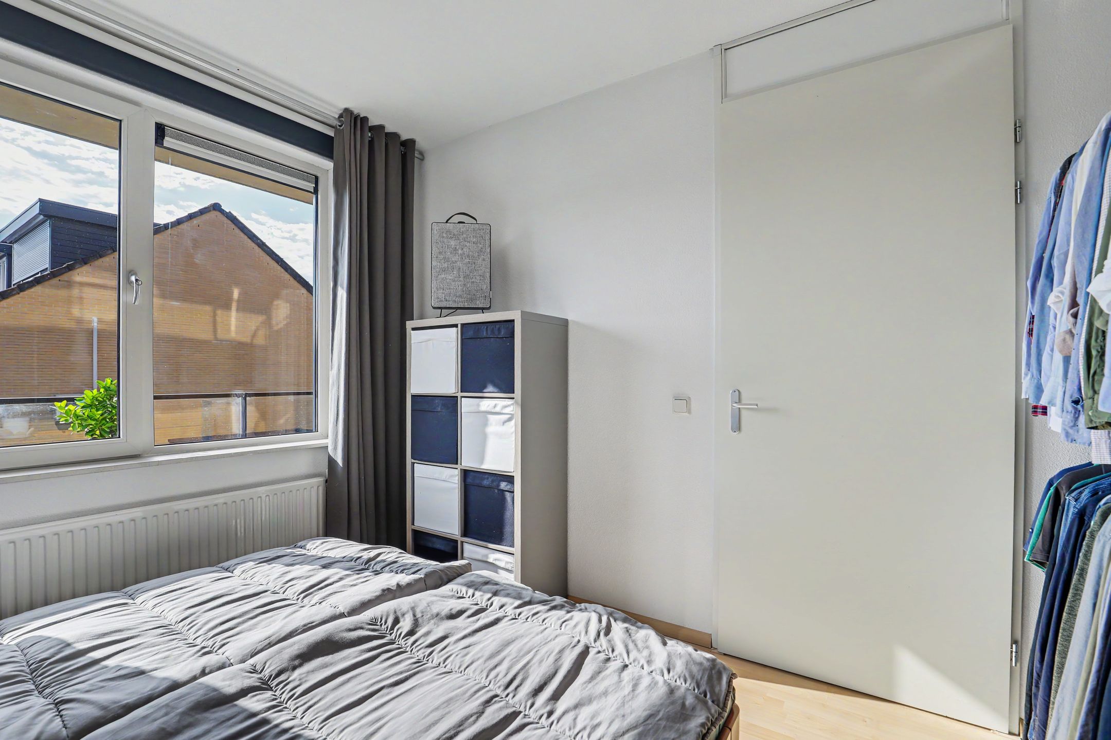 Photo 30 of Avenue Carré 182