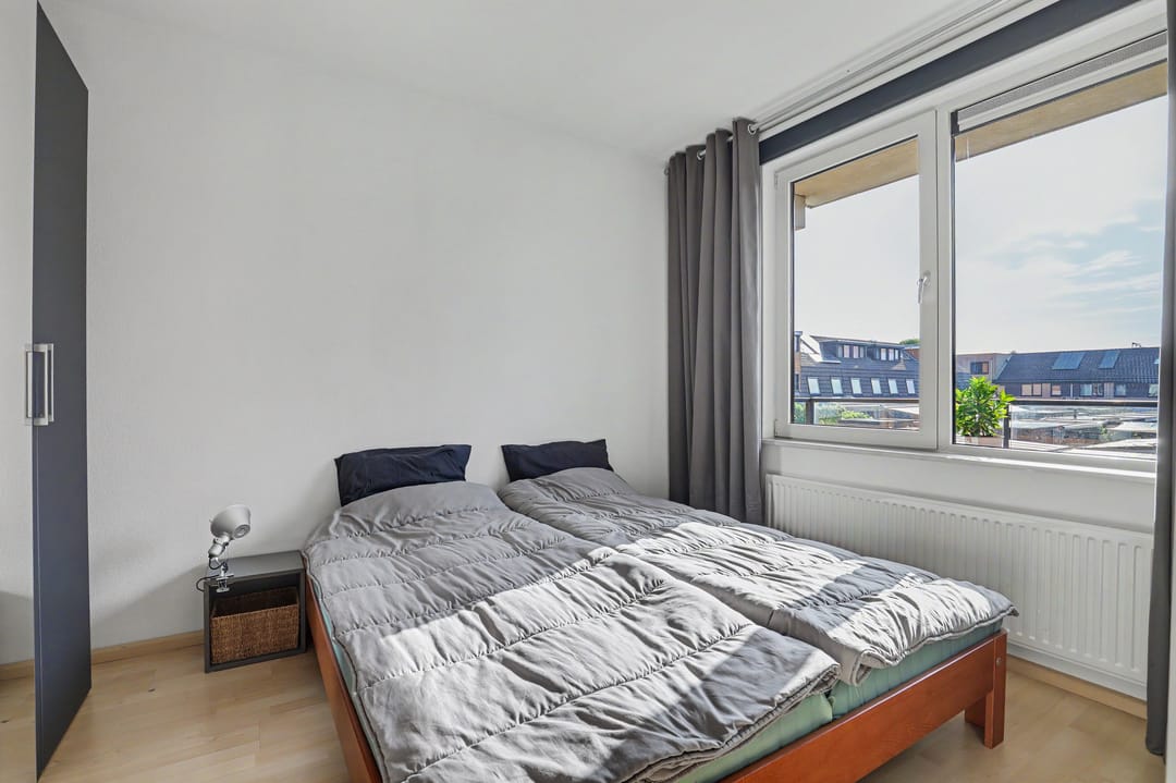 Photo 31 of Avenue Carré 182