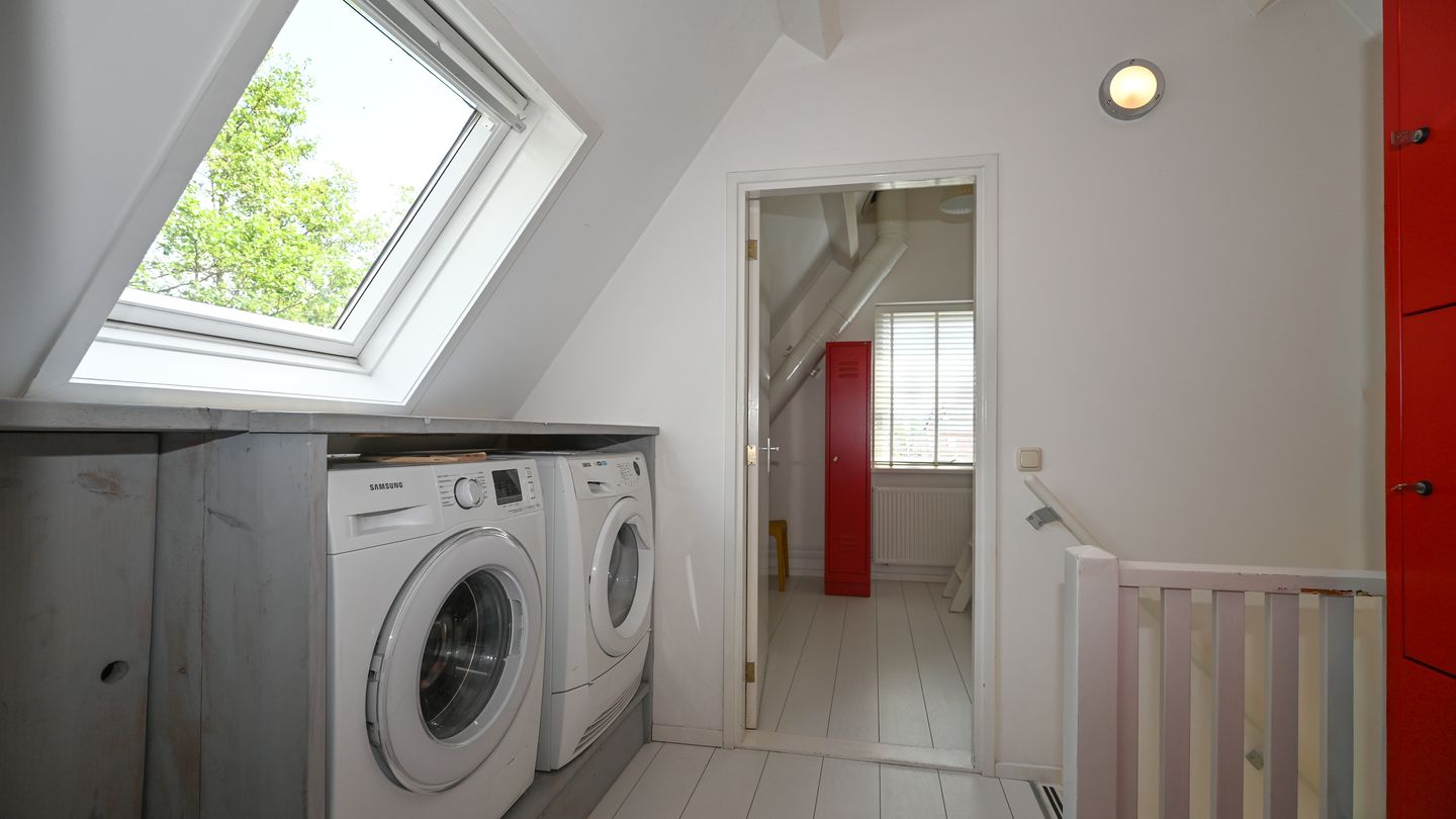 Photo 49 of Oosterend 3