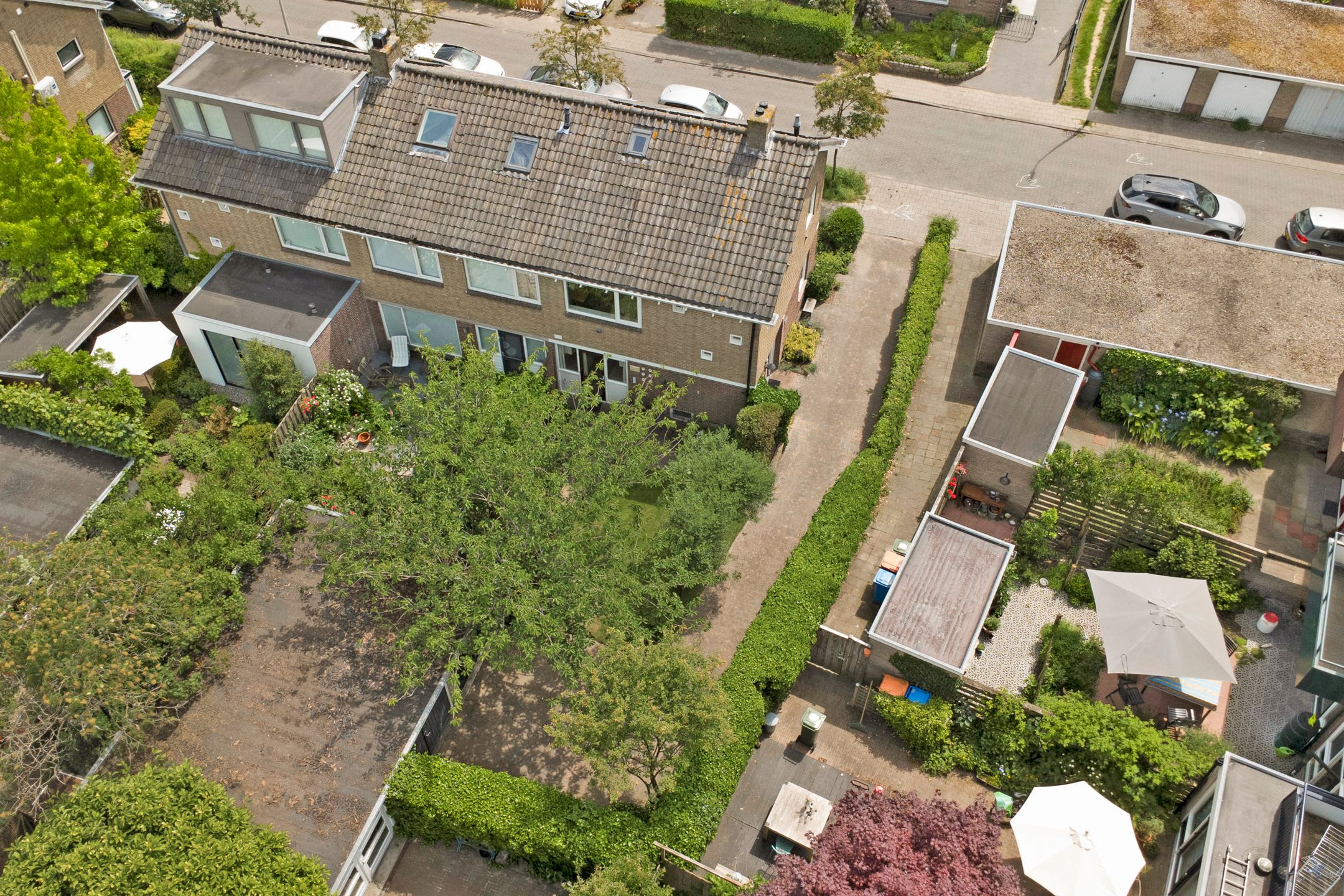 Photo 36 of Mahlerstraat 4