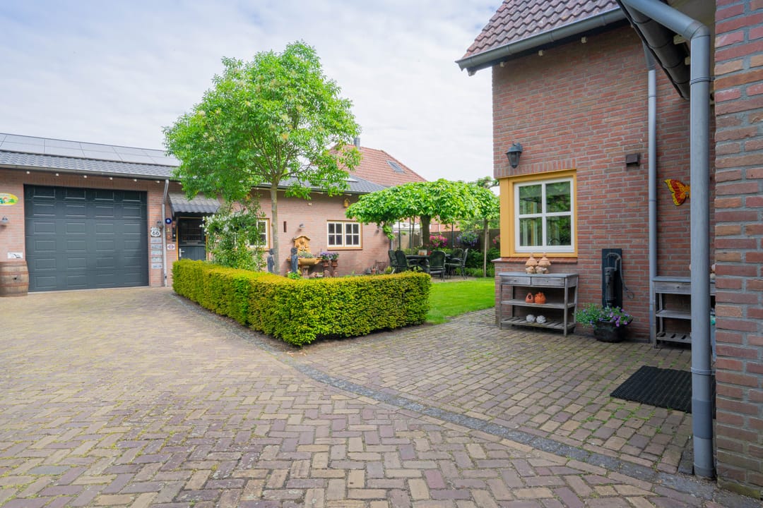 Photo 41 of Helmondsestraat 66