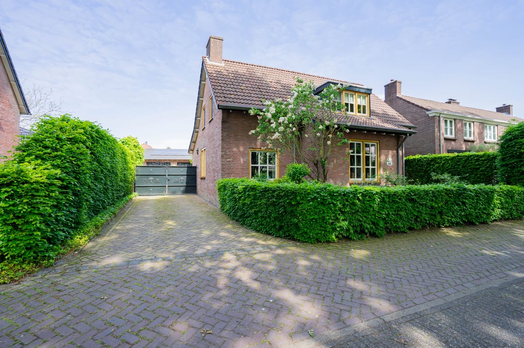 Photo 1 of Helmondsestraat 66