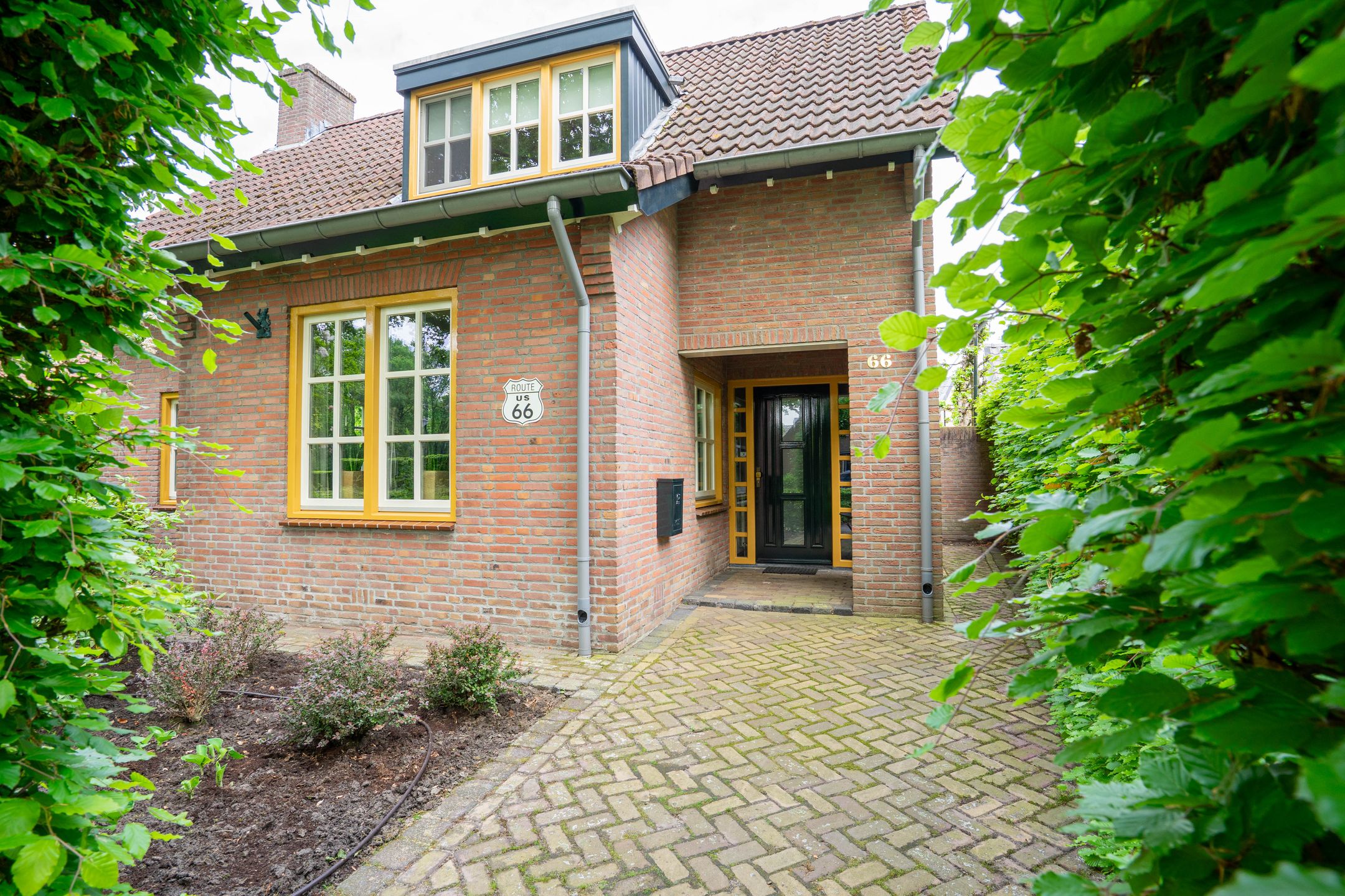 Photo 3 of Helmondsestraat 66