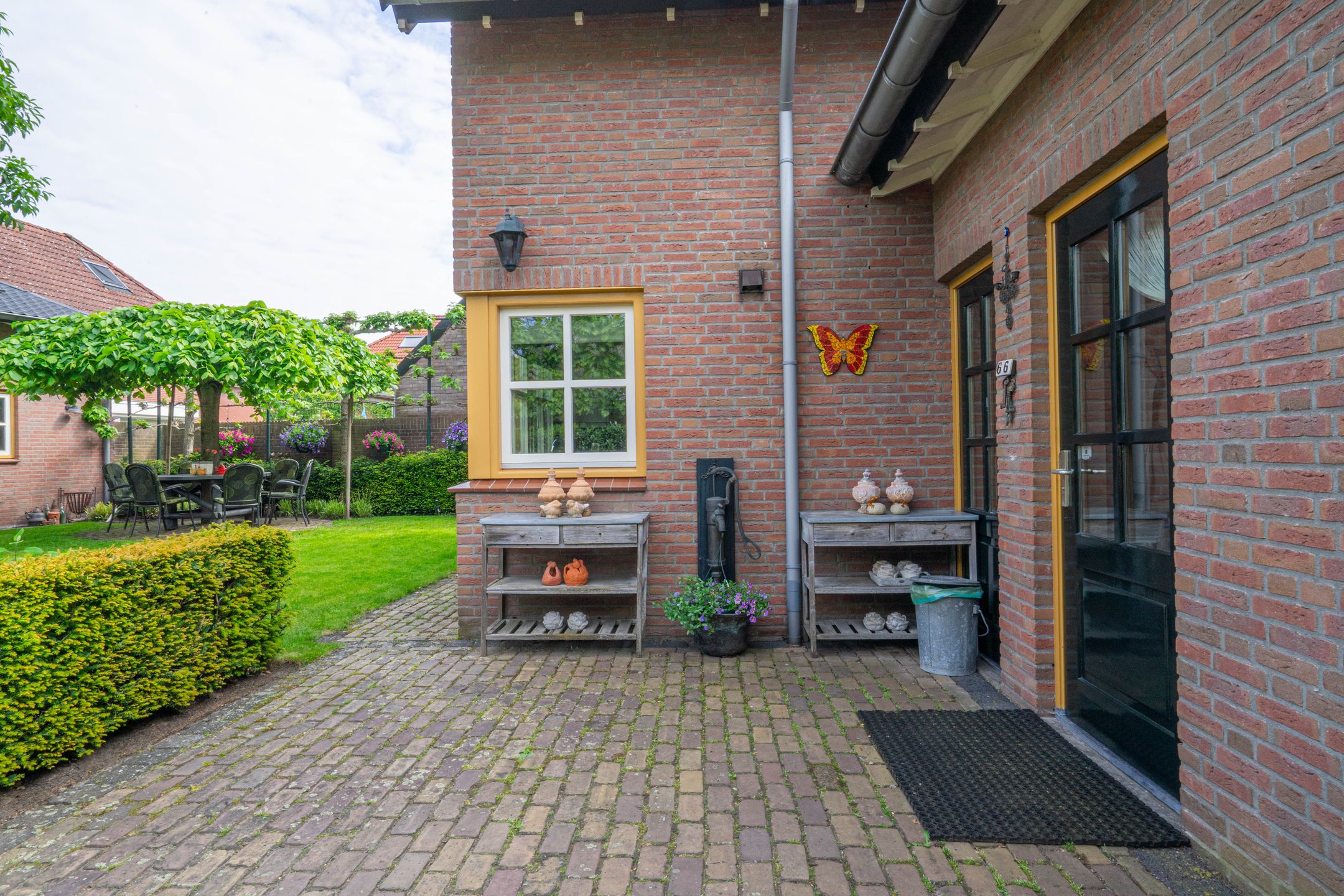 Photo 39 of Helmondsestraat 66