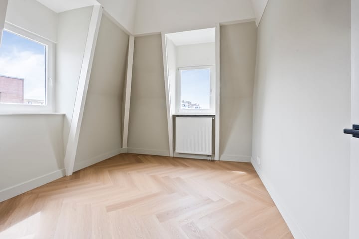Appartement te koop: Dr Smitstraat 5, Zandvoort