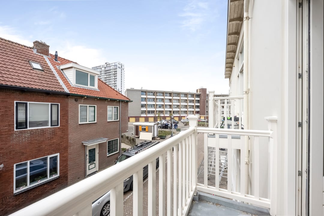 Photo 8 of Dr Smitstraat 5-A