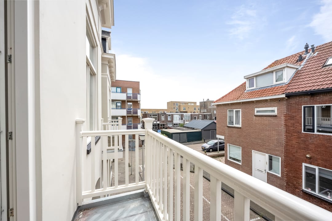 Photo 7 of Dr Smitstraat 5-A