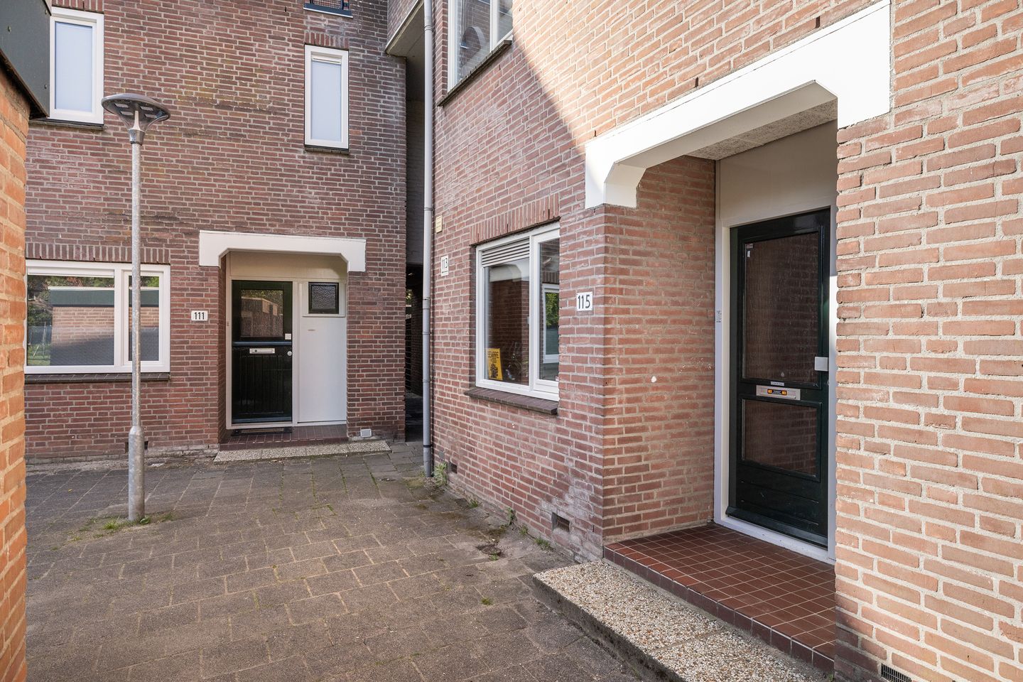 Photo 29 of Meindert Hobbemastraat 115