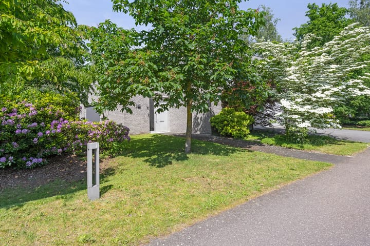 Vrijstaande woning te koop: Bosfazant 18, Eindhoven