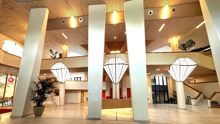 Appartement te huur: Bijlmerplein 885B4, Amsterdam