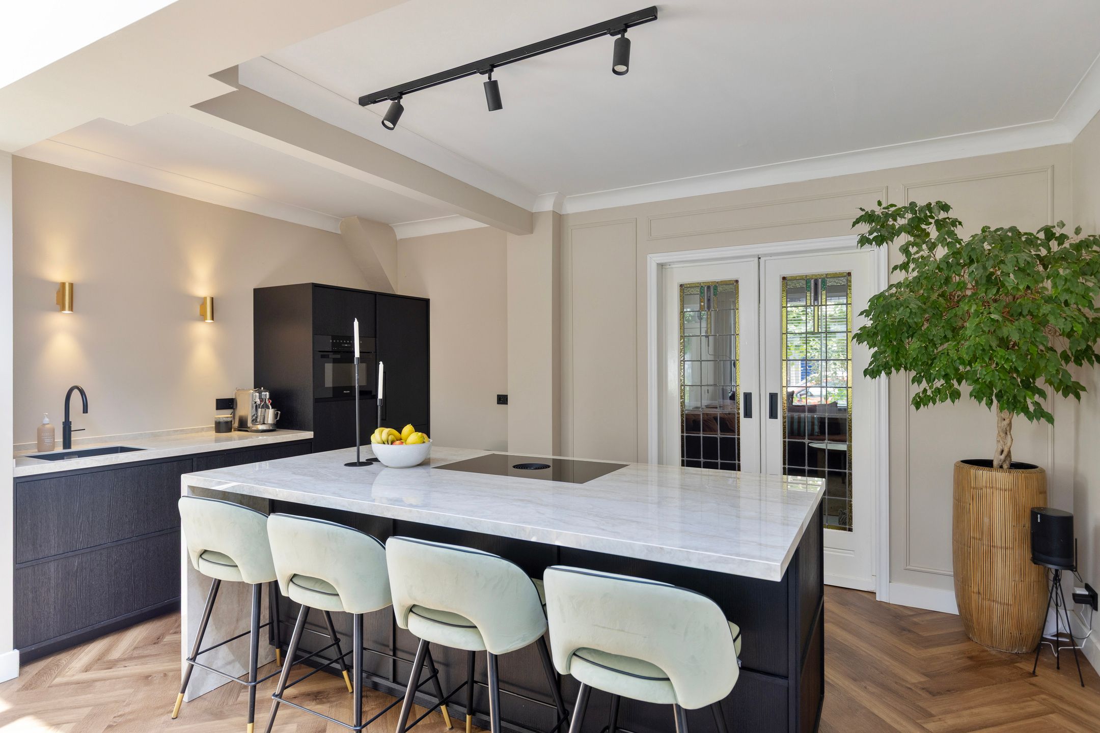 Characteristic Extended Terraced House with Sunny Southwest Garden near Stratum Woods — 12
