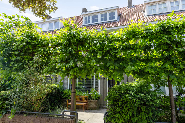 Photo 4 of Strobloemstraat 24