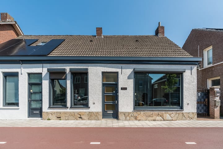 Twee-onder-één-kap te koop: Dommelseweg 108, Valkenswaard