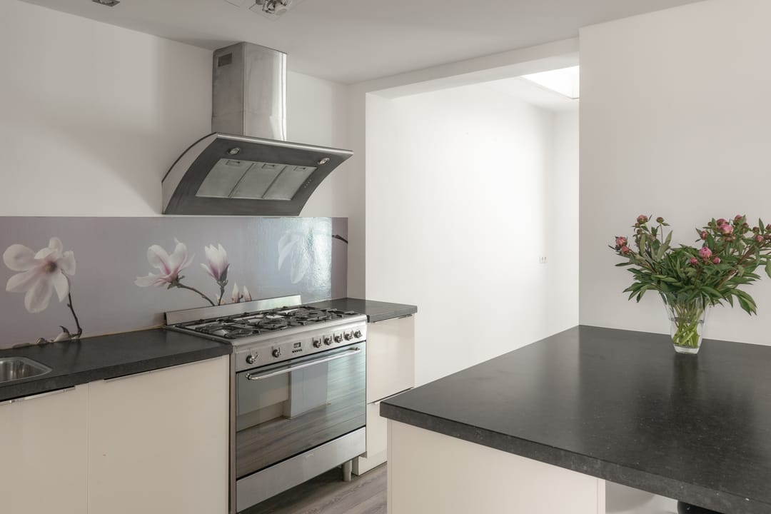 Spacious Extended Terraced Home with Southwest Garden in Quiet Aalsmeer-Zuid — 8