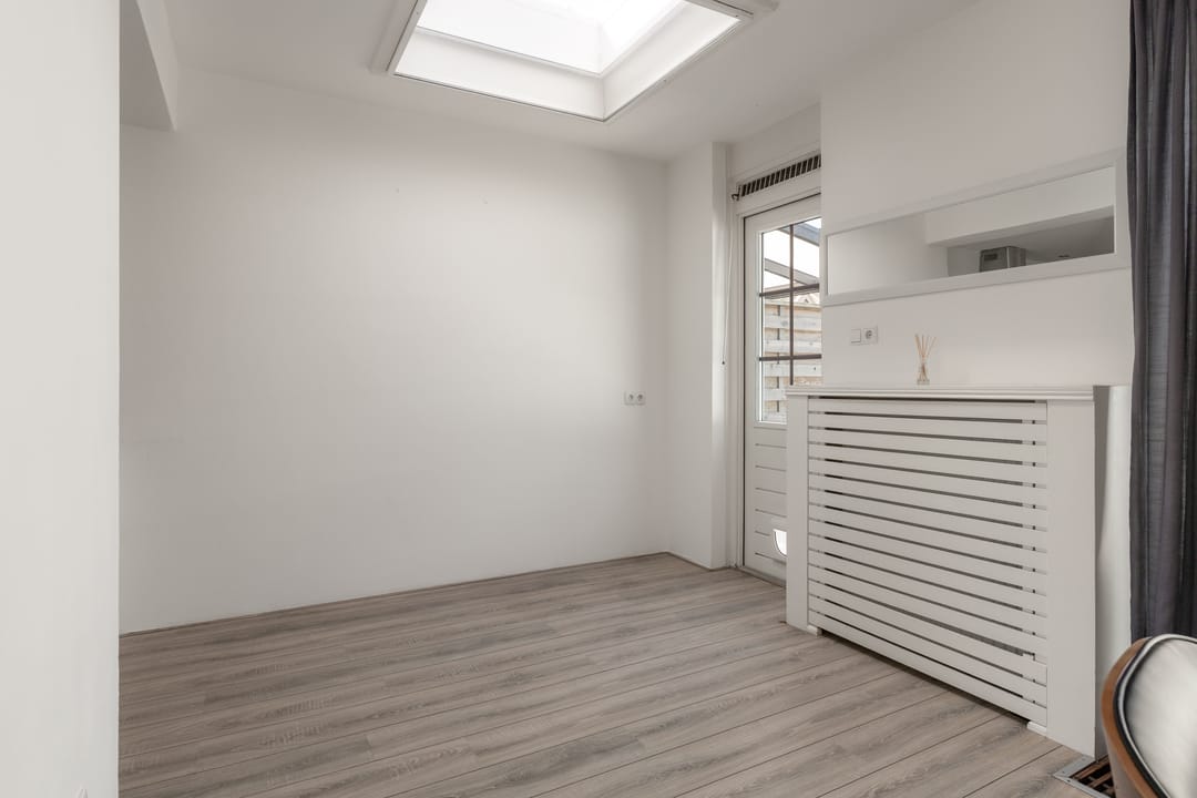 Spacious Extended Terraced Home with Southwest Garden in Quiet Aalsmeer-Zuid — 7