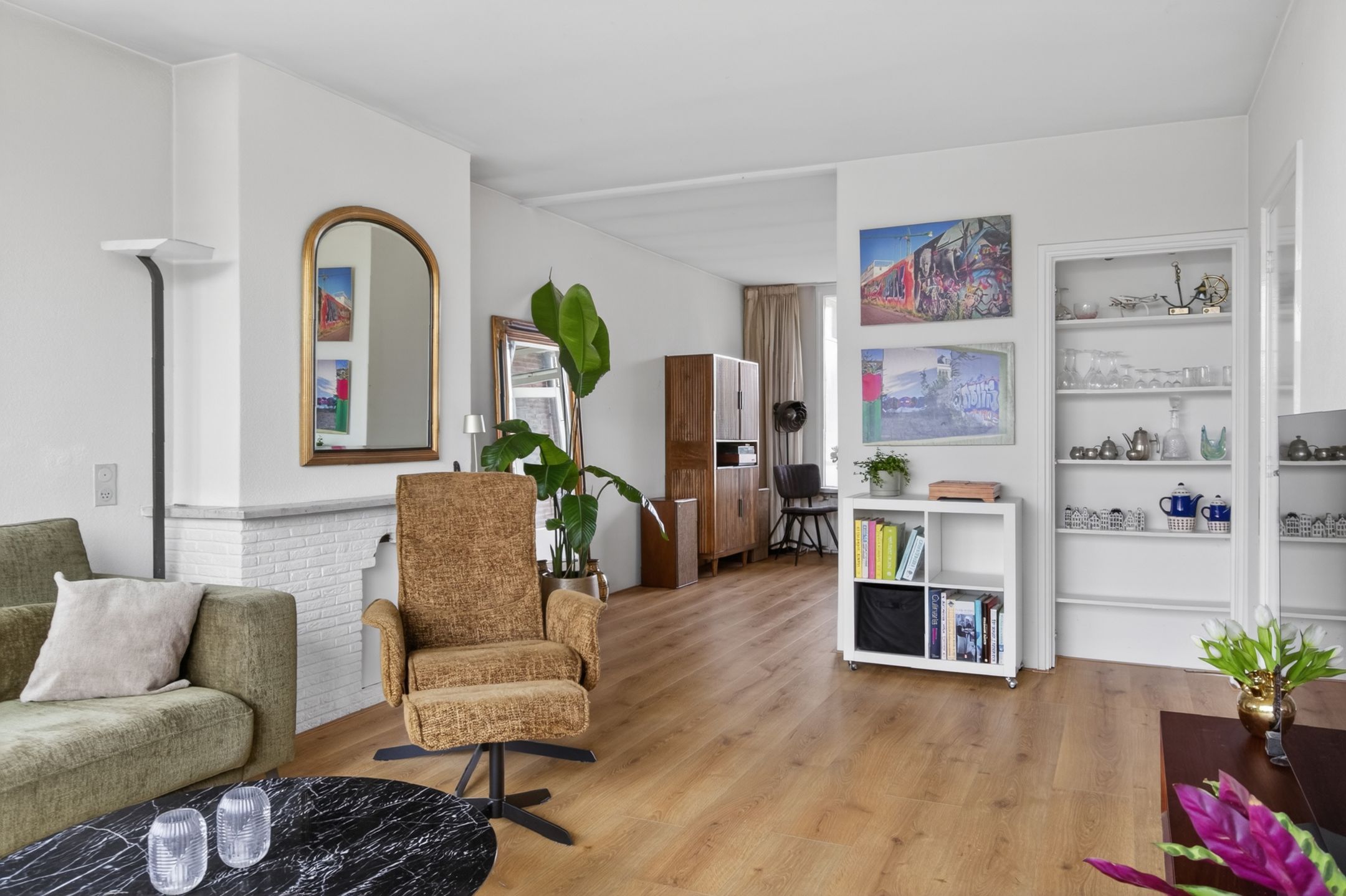 Spacious and Light 3-Room Corner Apartment with Three Balconies in Bussum Oostereng — 9