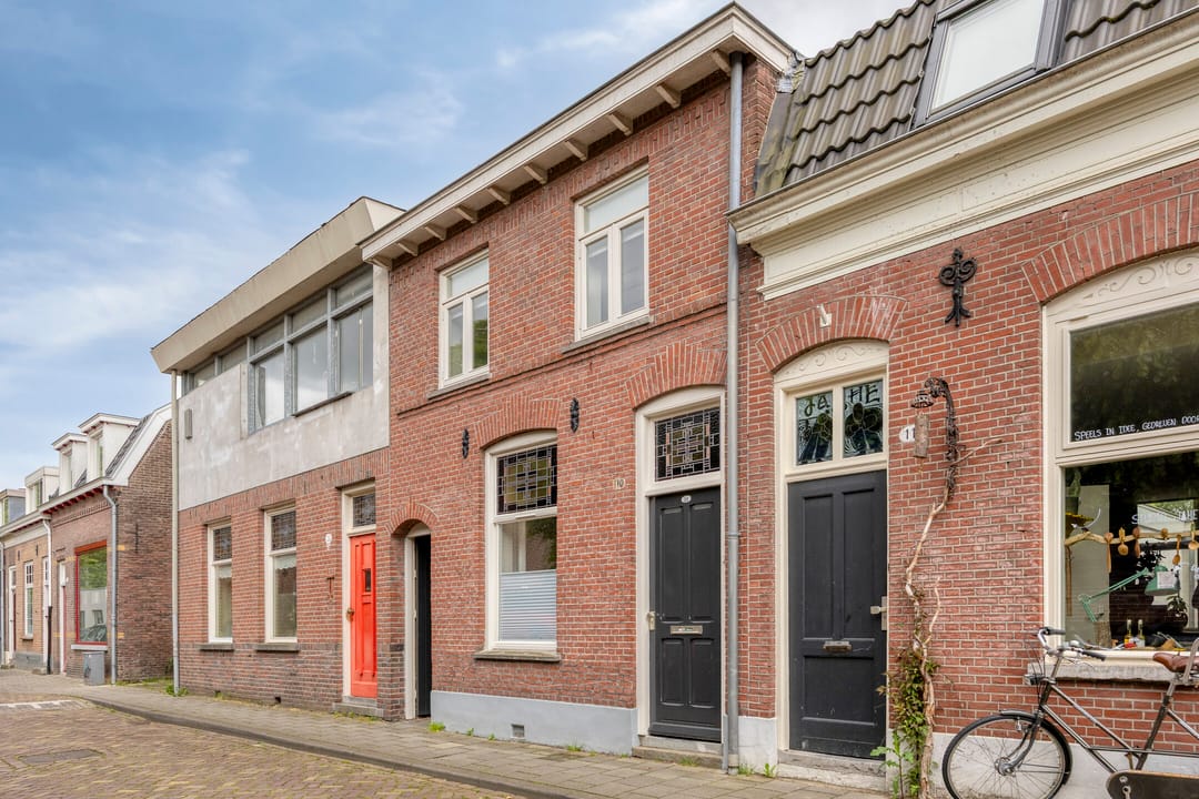 Foto 43 van Hoogvensestraat 110