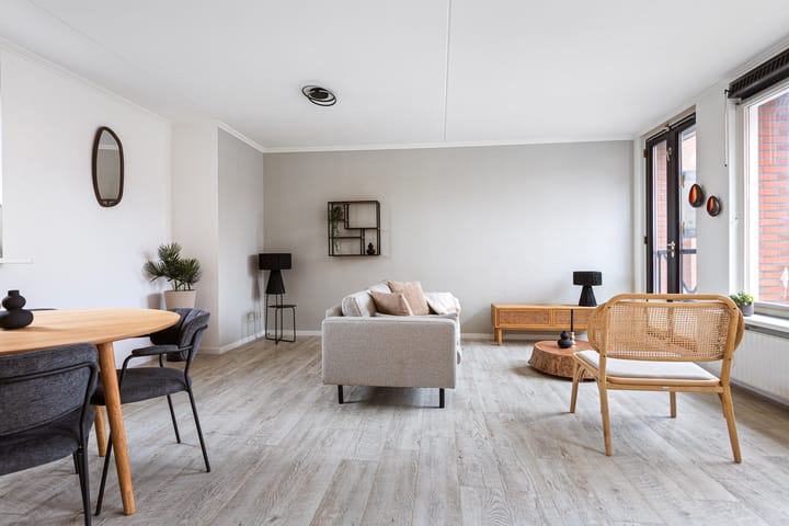 Appartement te koop: Sint Antoniusplein 50, Sneek