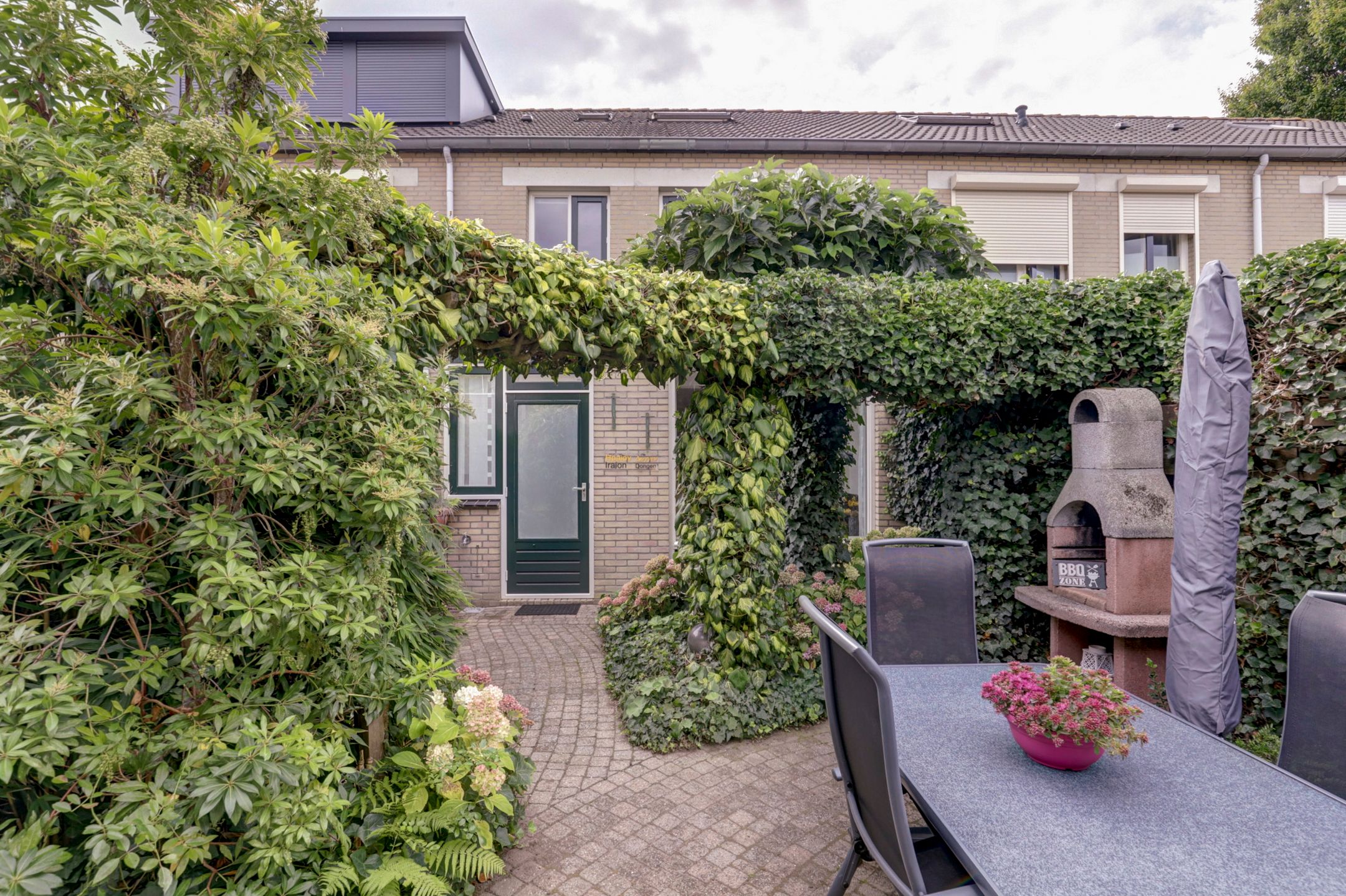 Photo 33 of Oudstraat 5
