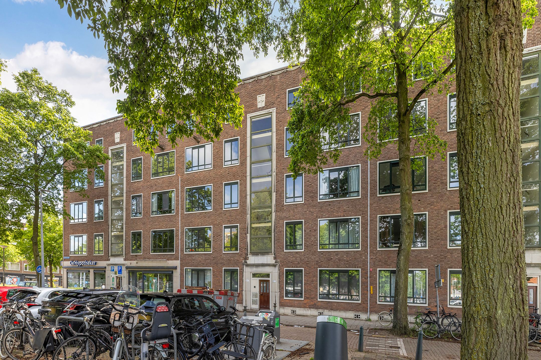 Photo 48 of Stadhoudersplein 27-D