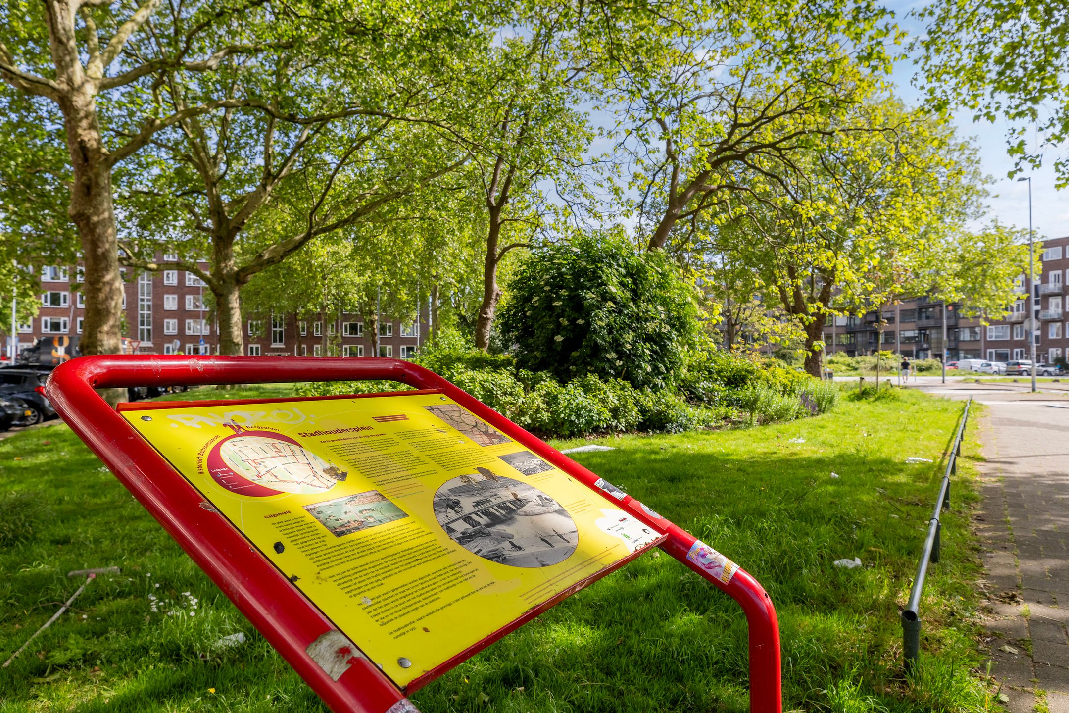 Photo 42 of Stadhoudersplein 27-D