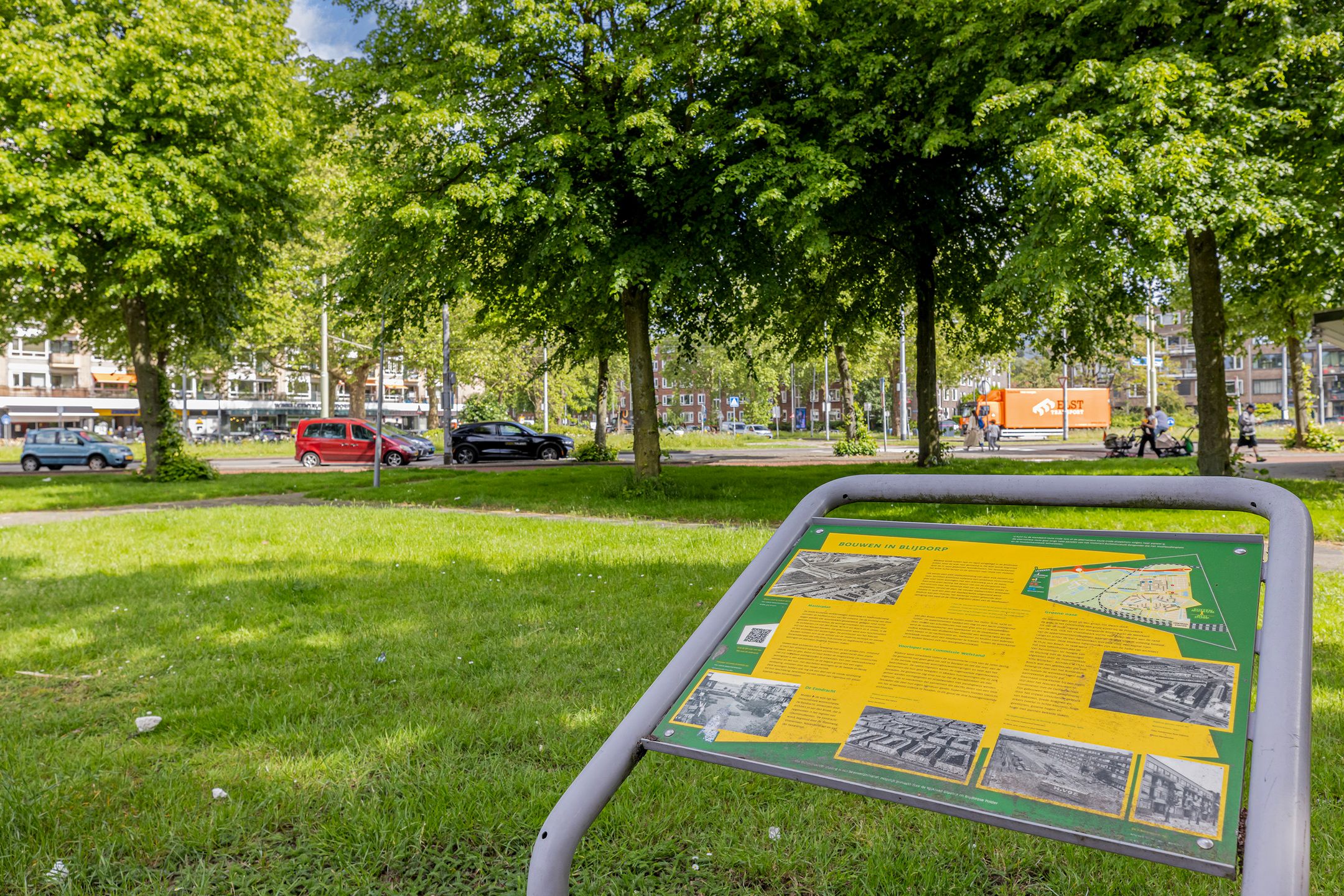 Photo 39 of Stadhoudersplein 27-D